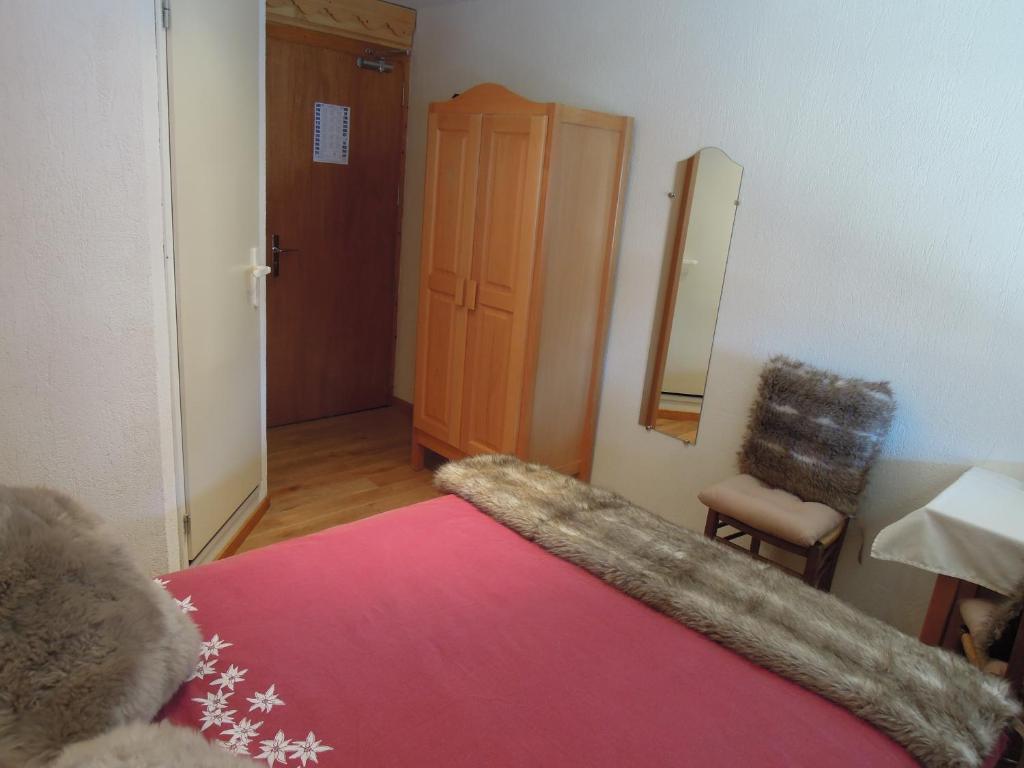Hotel Le Roitelet Châtel Habitación foto