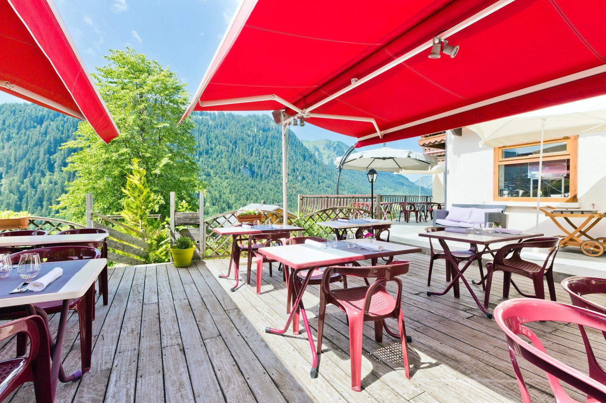Hotel Le Roitelet Châtel Exterior foto